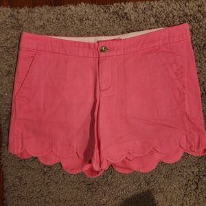 Lilly Pulitzer Scalloped shorts size 6